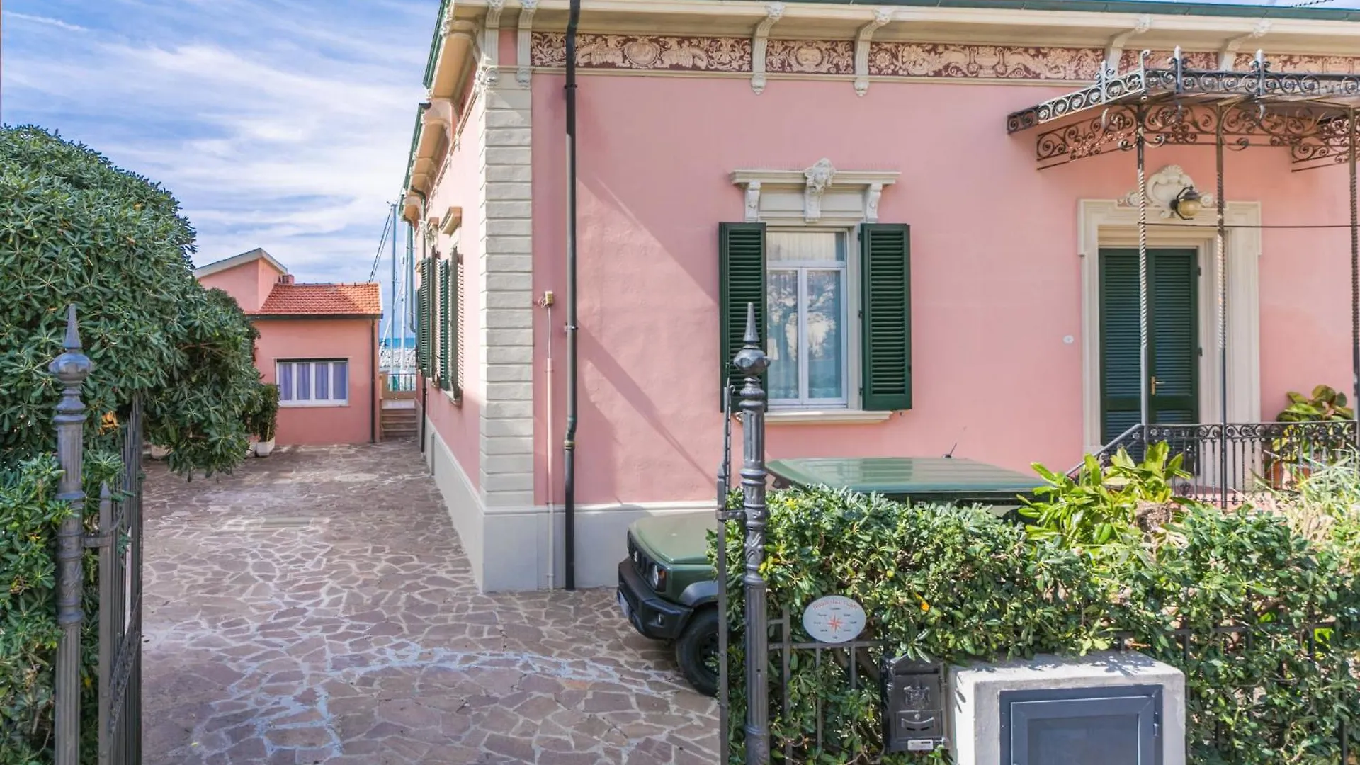 Holiday Home Harbour By Interhome San Vincenzo