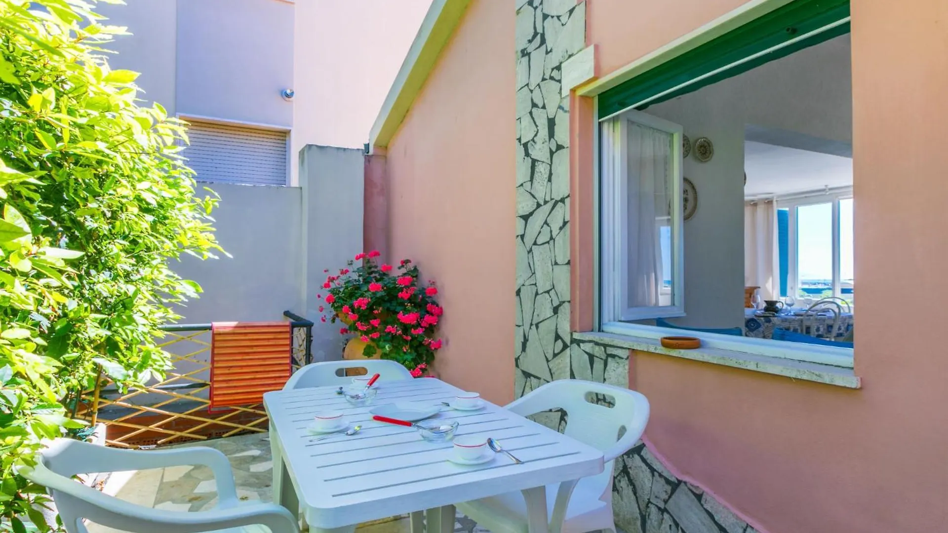 Holiday Home Harbour By Interhome San Vincenzo 0*,